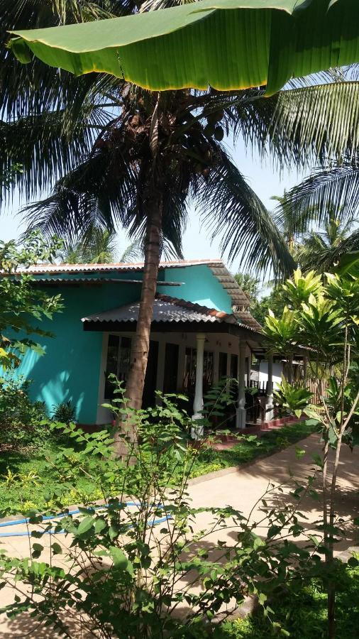 Theepan'S Home 尼拉瓦利 外观 照片